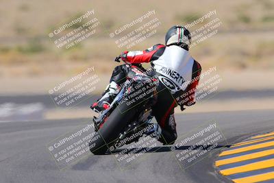 media/Oct-08-2022-SoCal Trackdays (Sat) [[1fc3beec89]]/Turn 11 Backside (1145am)/